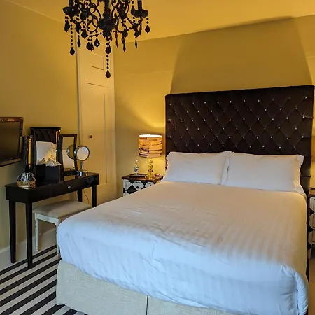 فندق Bay Hotel, Looe