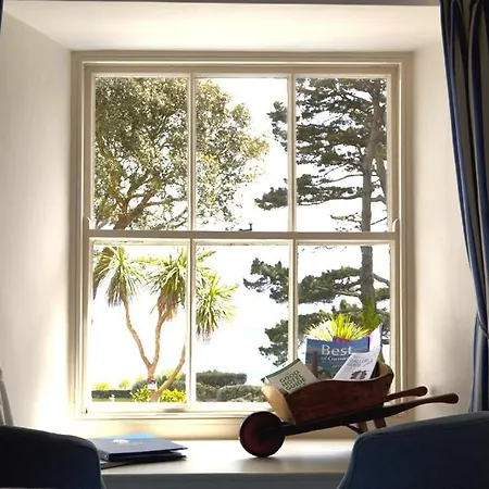 Bay Hotel, Looe Hotel
