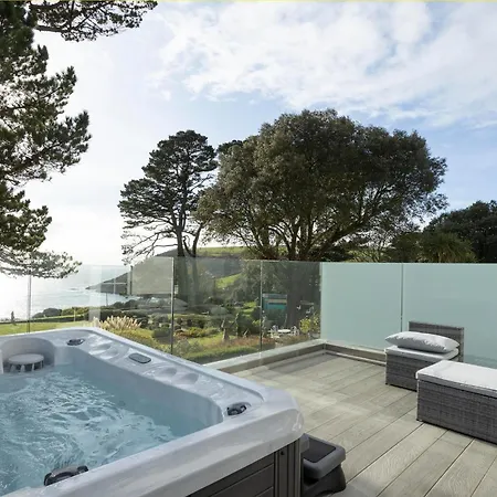 Bay Hotel, Looe ホテル 4*