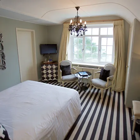 Bay Hotel, Looe Hotel
